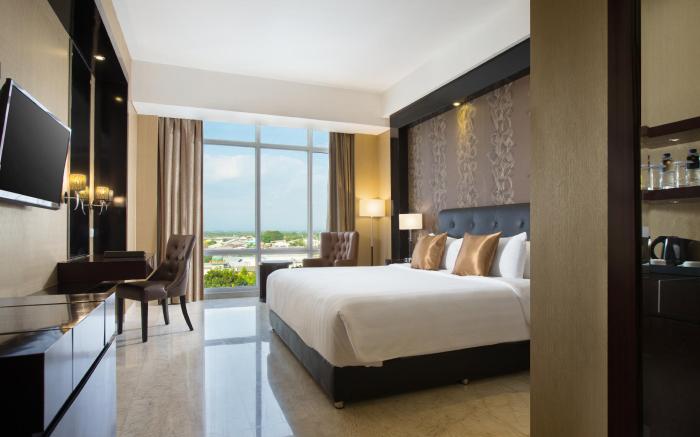 Grand Mercure Solo Baru