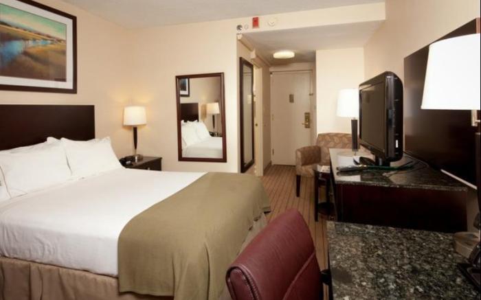 Holiday Inn Express Boston-Waltham By IHG
