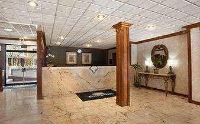 Days Inn by Wyndham Hollywood Near Universal Studios