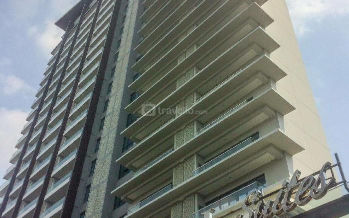 Monas View Studio at Capitol Suites By Travelio