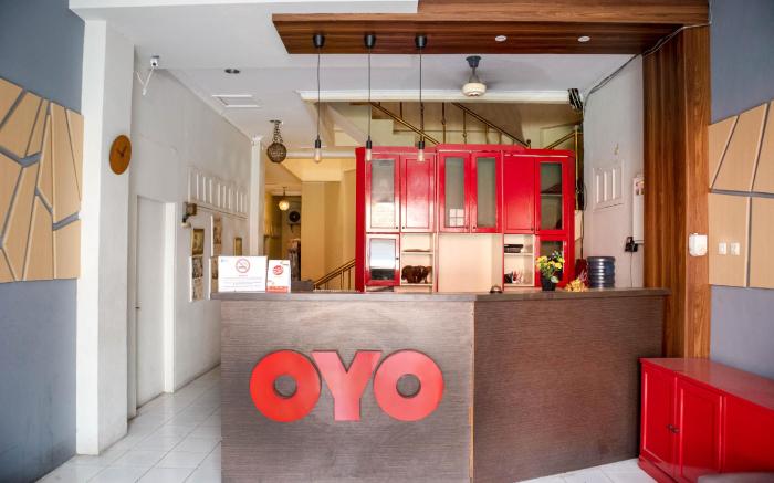 OYO 1111 Pasar Baru Inn