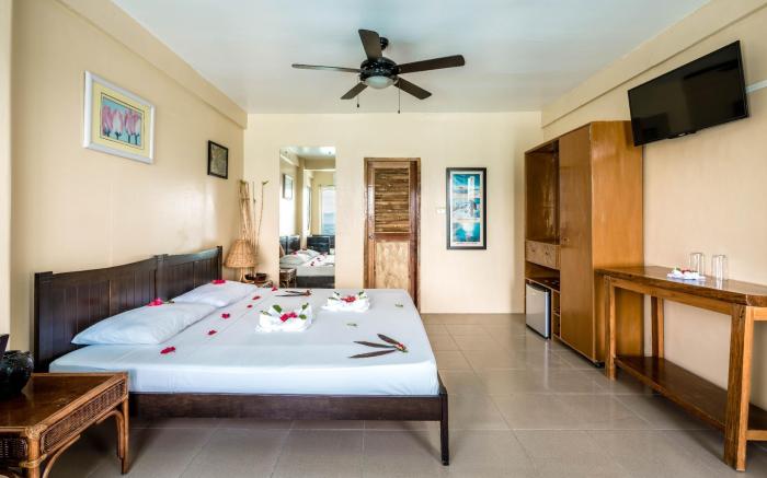 Campbells Beach Resort