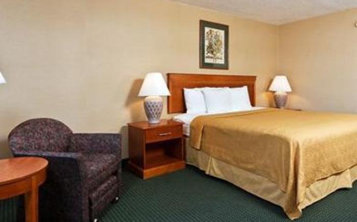 Quality Inn Columbus, MS