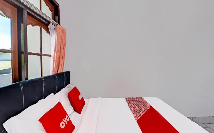 SUPER OYO 1356 Gusti Residence