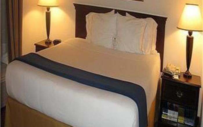 Holiday Inn Express Hotel & Suites Houston-Downtown Convention Center By IHG