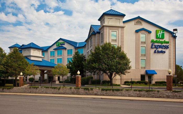 Holiday Inn Express Chicago Midway Airport By IHG