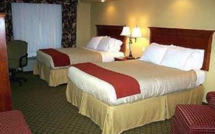 Holiday Inn Express Hotel & Suites Columbus By IHG