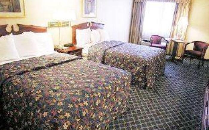 Days Inn by Wyndham Plattsburgh