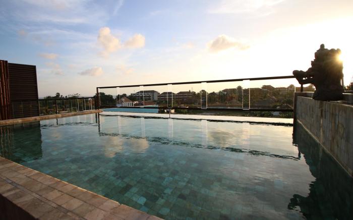 Seminyak Suite