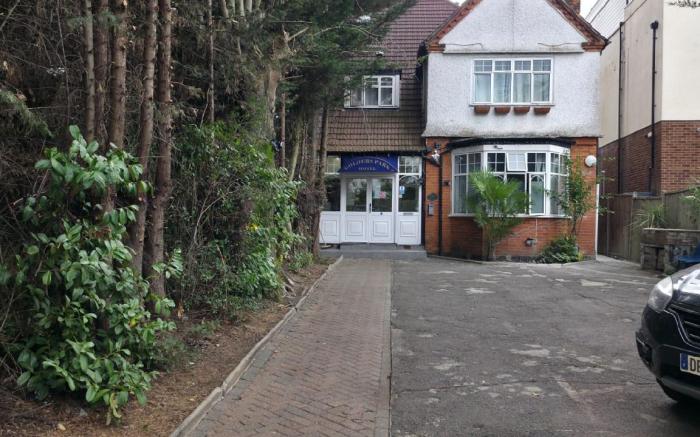 Golders Park Hotel