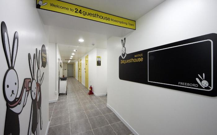 24 guesthouse Myeongdong Town