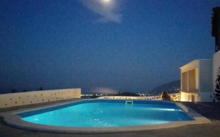 Belle-etoile villas santorini