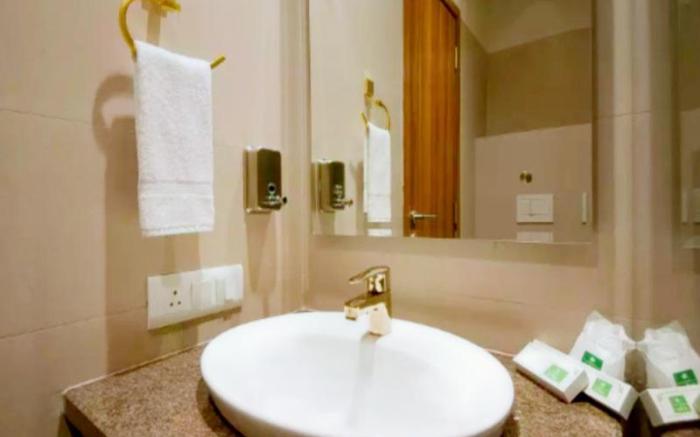Le ROI Haridwar Hotel