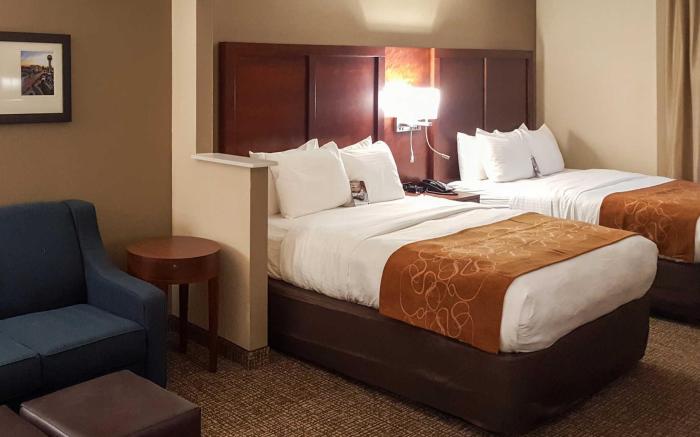 Comfort Suites Knoxville Airport