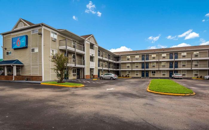 Motel 6 Jacksonville, FL - South