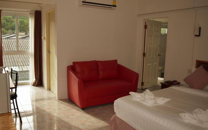 Hotel De Ratt Phuket
