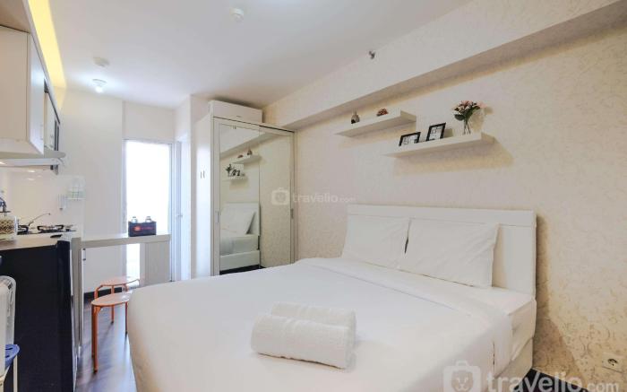 New Studio at Bassura City Apartment By Travelio