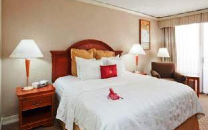 Crowne Plaza Executive Center Baton Rouge By IHG