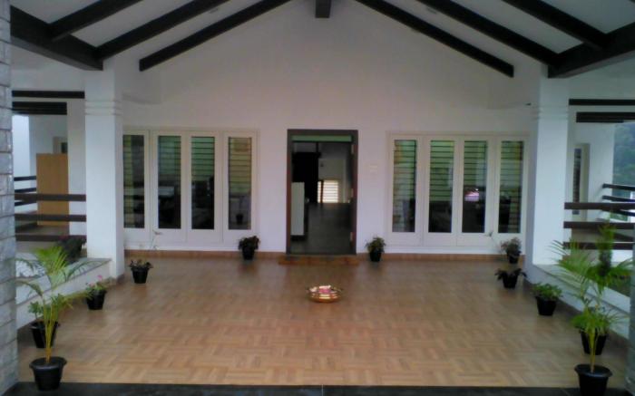 R T Hill View Resort
