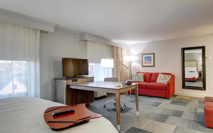 Hampton Inn & Suites Springfield/Downtown