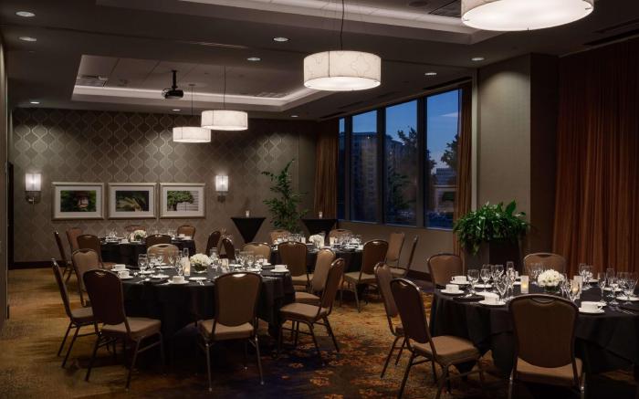 Hilton Garden Inn Seattle Downtown