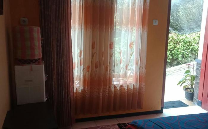 Midi Homestay room