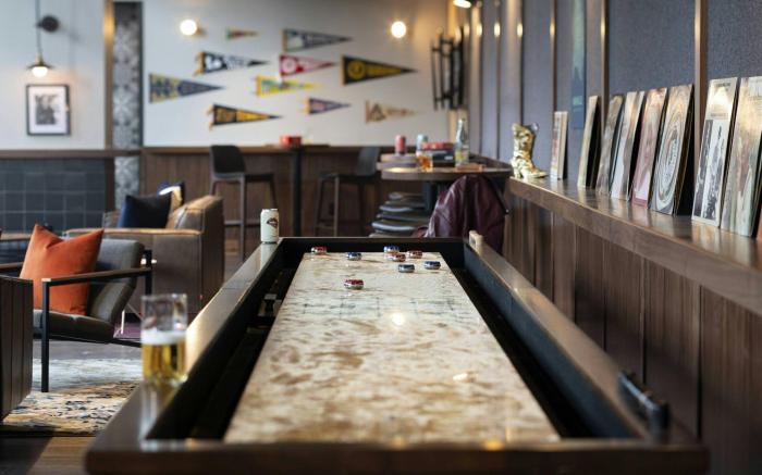 Moxy Nashville Vanderbilt Area