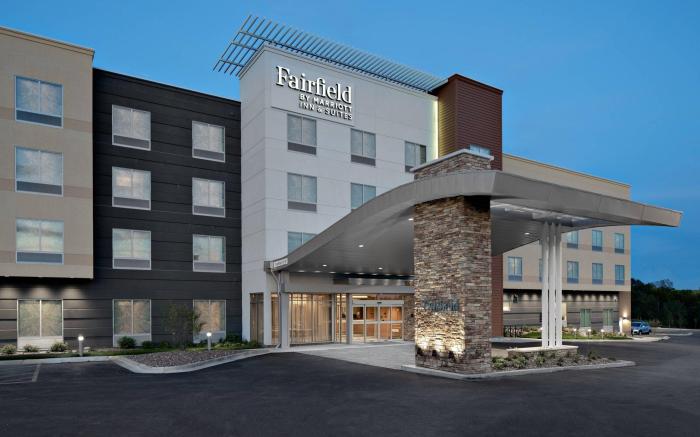 Fairfield Inn & Suites Lake Geneva