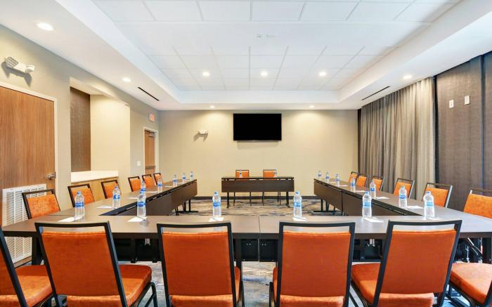 Fairfield by Marriott Inn & Suites Houston NASA/Webster