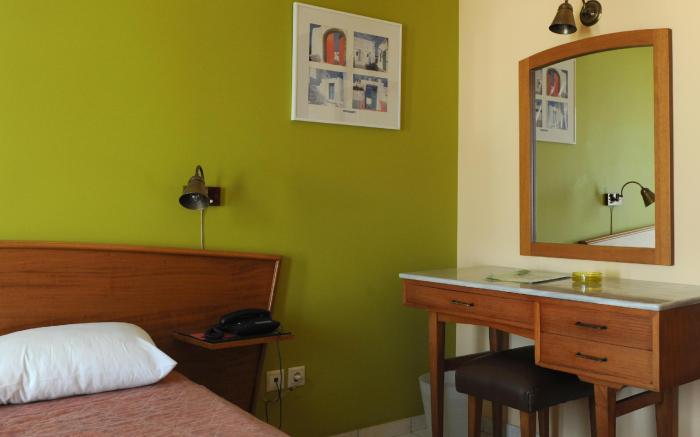 Evripides Hotel