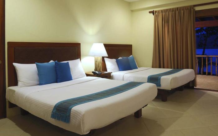 Bluewater Sumilon Island Resort