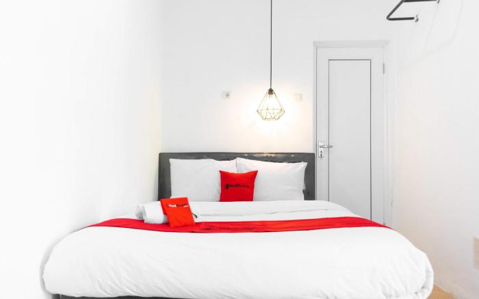 RedDoorz near Sam Poo Kong 3 Semarang