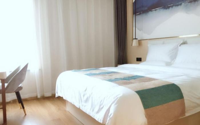 VX Hefei Lianhua Road Hotel