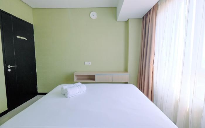 Comfy 2BR Apartment at Nifarro Park By Travelio