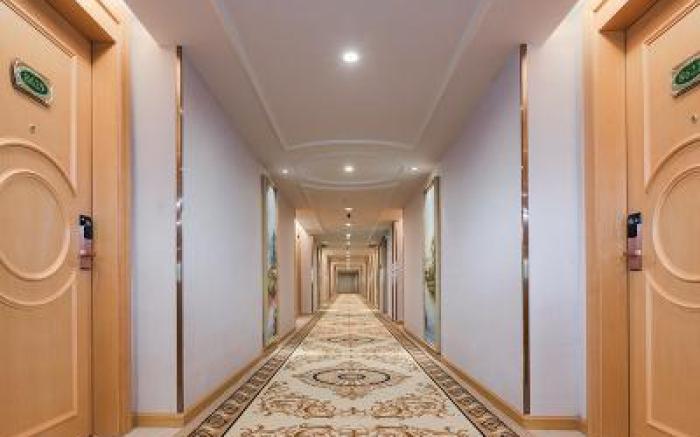 Vienna Hotel Guangdong Huizhou Lilin North Railway Station