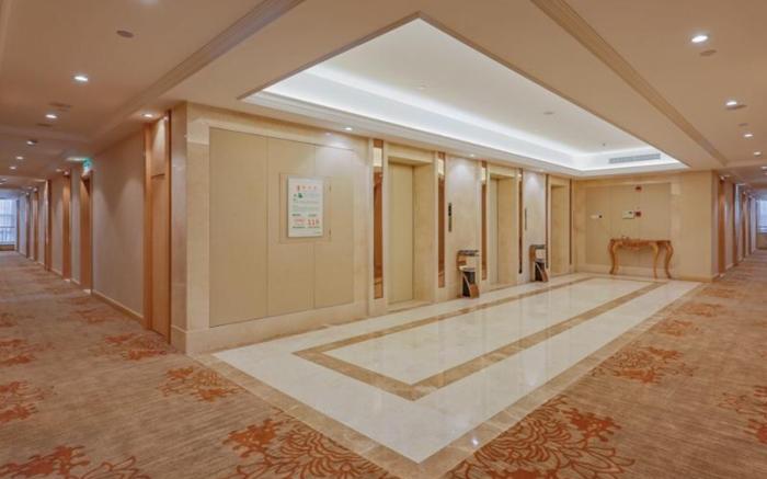 Vienna International Hotel Changsha South High-speed Railway Station Tiyu Xincheng