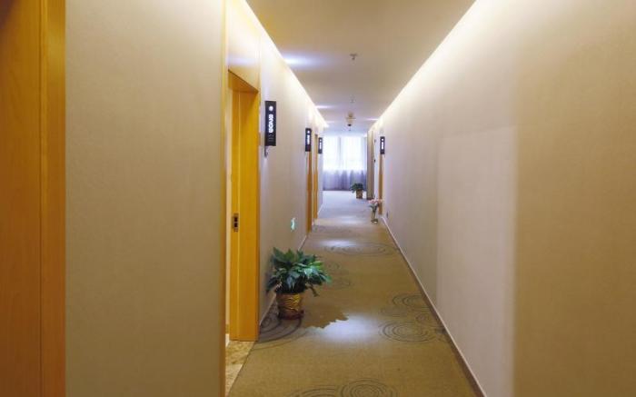 GreenTree Inn Shanghai Railway Station Macao Road