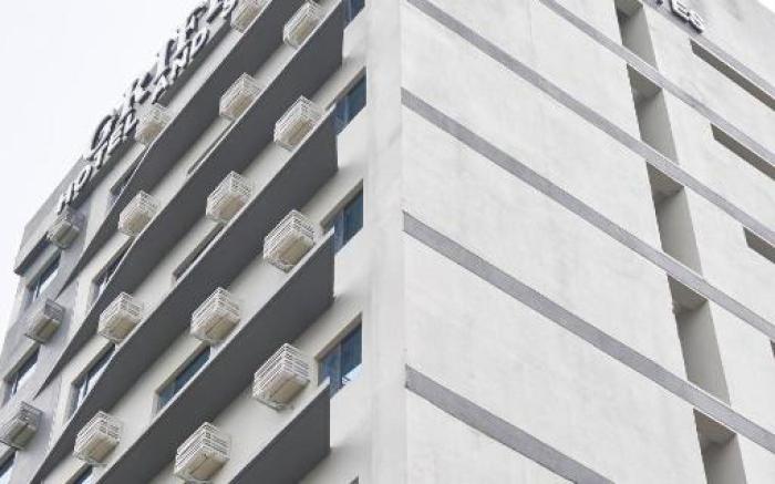 Griffin Hotel and Suites