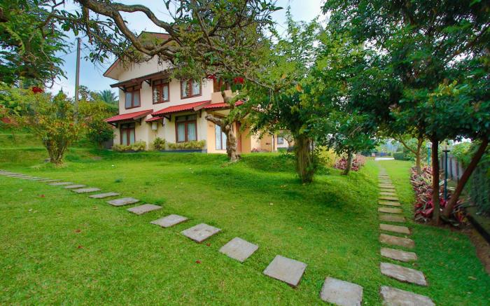The Jayakarta Cisarua inn and villas