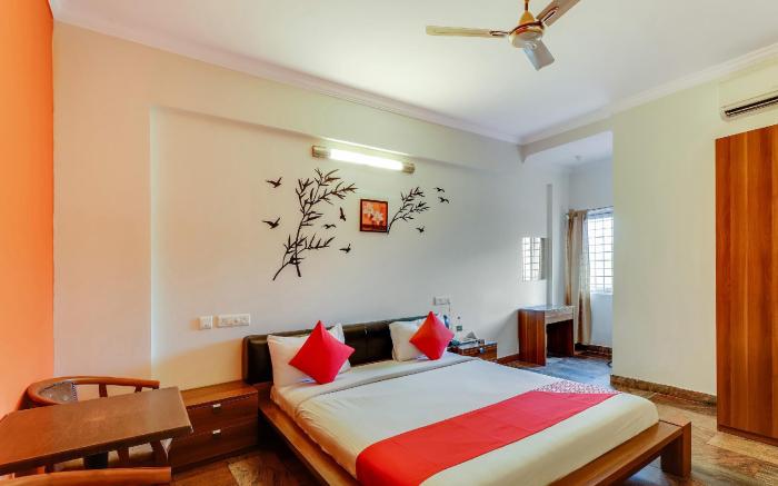 OYO 451 Goyal Residency