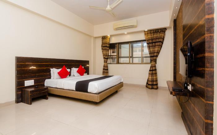 Hotel O Sai Plaza