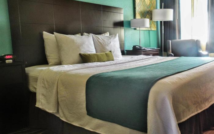 Best Western Plus Deerfield Beach Hotel and Suites