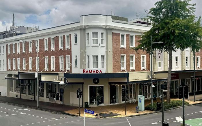 Ramada by Wyndham Hamilton City Center