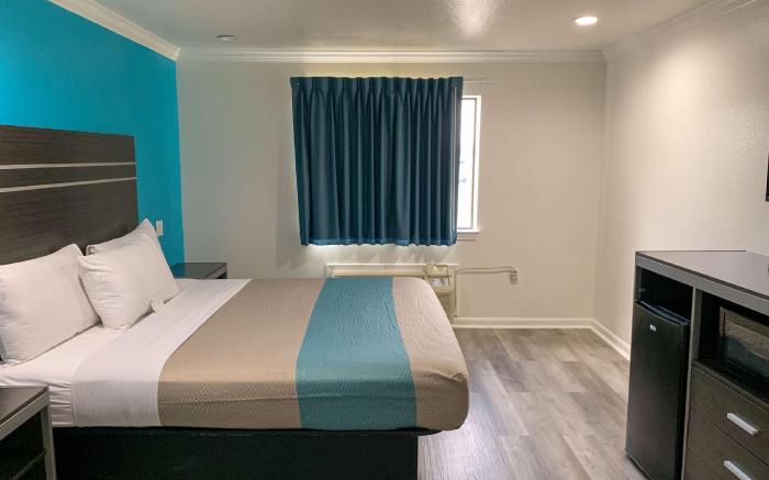 Motel 6 Houston, TX – Hwy 249 and Fallbrook