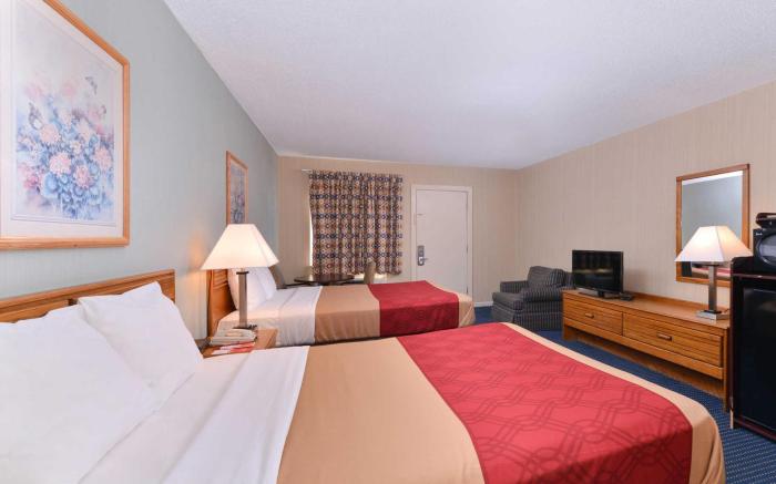 East Hartford - Hartford