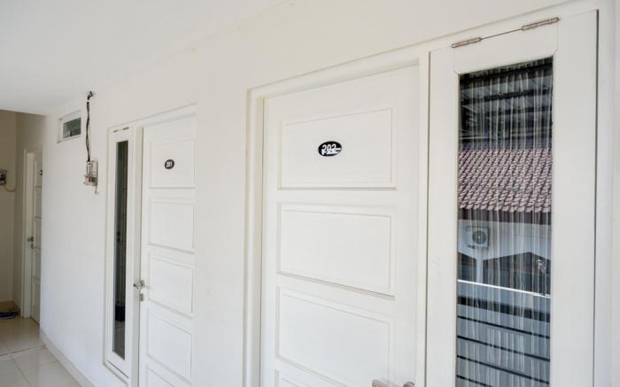 RedDoorz Plus Syariah near Stasiun Tegal 2