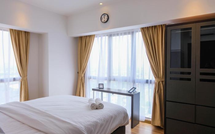 Elegant 2BR Apt @ M-Town Signature By Travelio