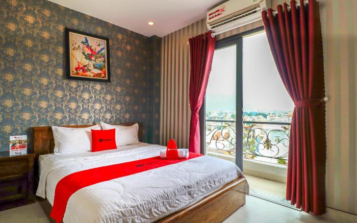 The Sun Hotel