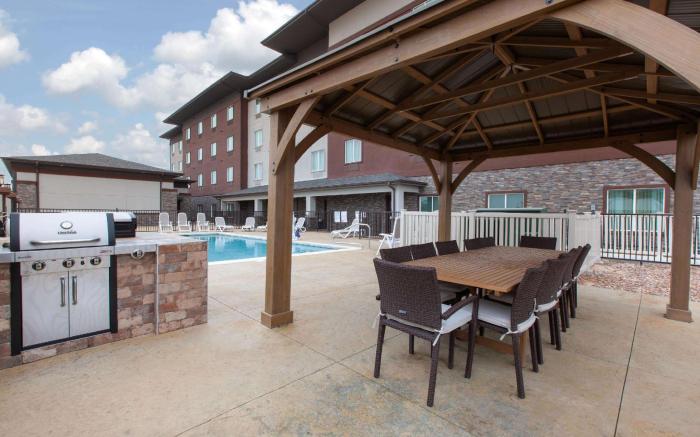 Hawthorn Extended Stay by Wyndham Odessa