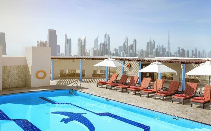 Jumeira Rotana Hotel